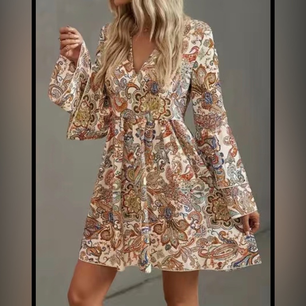 🦋✨BNWT✨🦋SEXY BOHEMIAN MIDI PEPLUM FLORAL DRESS🦋✨VARIOUS SIZES AVAILABLE✨🦋